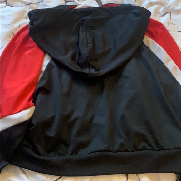 Cropped fitness urban planet jacket - Picture 3 of 3